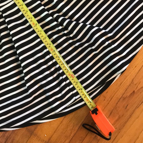 Poof A Line Dress 👗 - Picture 6 of 8